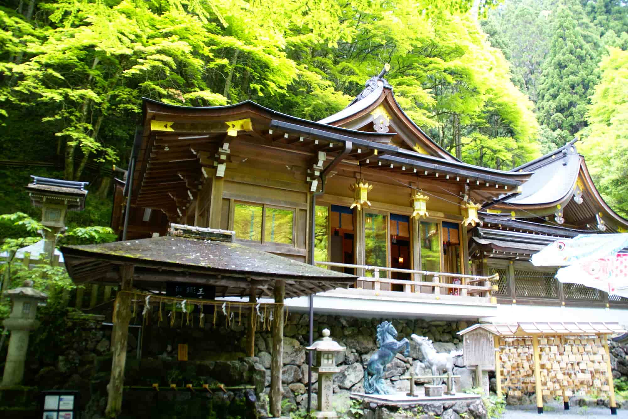 貴船神社の本宮
